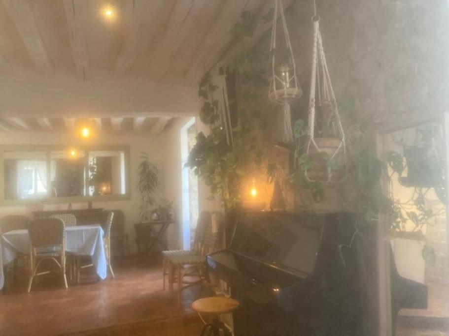 Grande Maison A Semur En Plein Coeur Historique Semur-en-Auxois Exterior foto